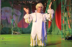 hainele-printului-10