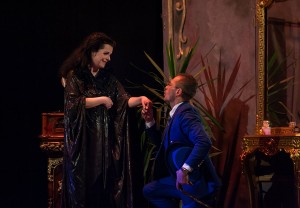 o-noapte-furtunoasa- (7)