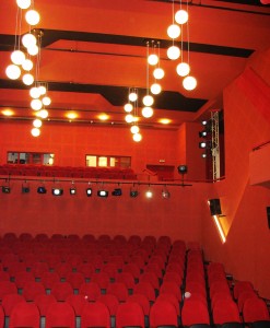 Sala-EXCELSIOR-pe-verticala